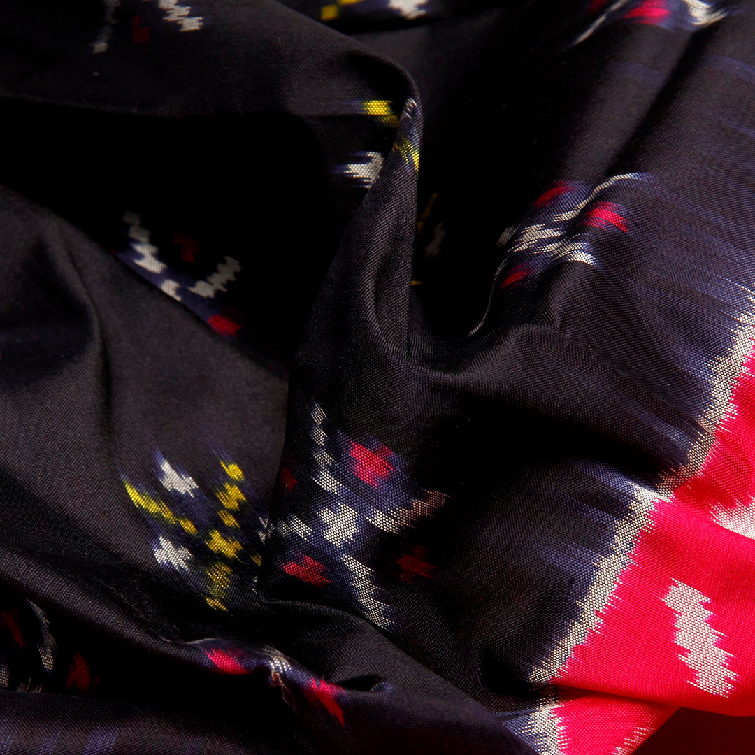 Kuberan Black Pavada