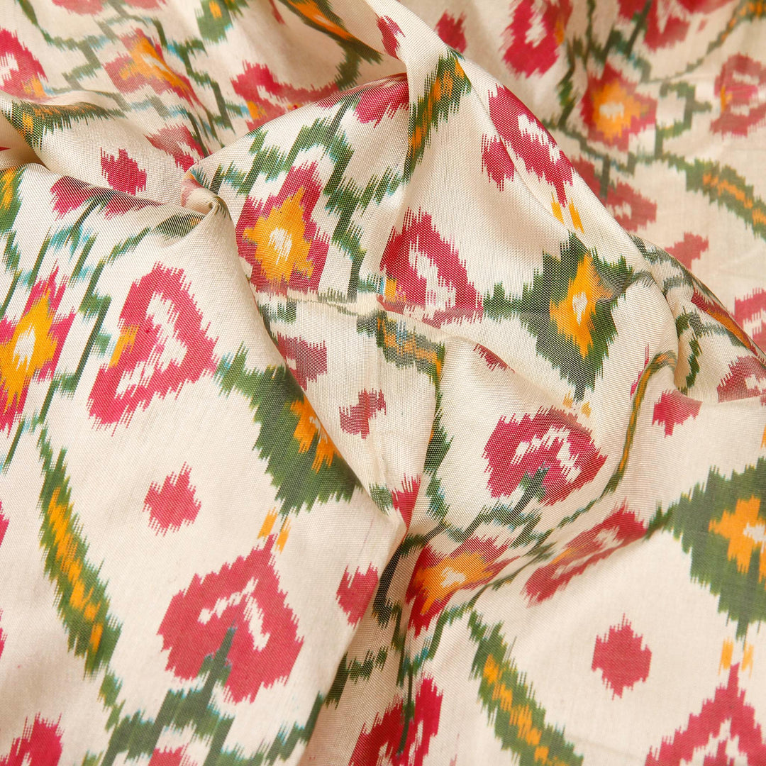 Kuberan White Red Pavada