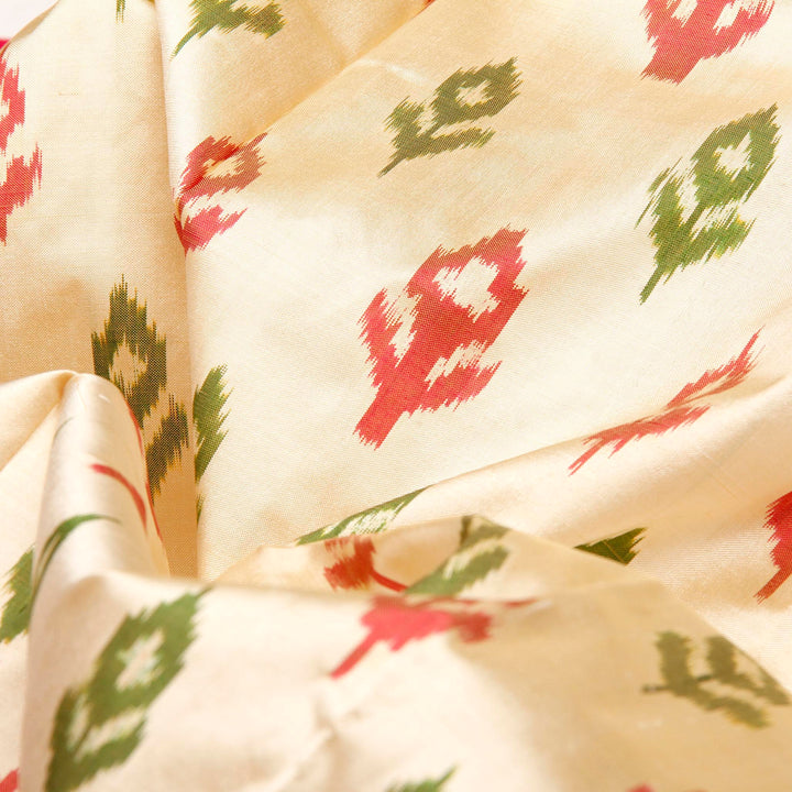 Kuberan White Pavada