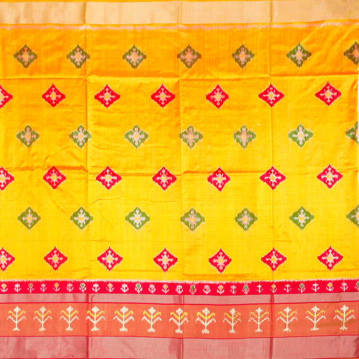 Kuberan Yellow Pavada
