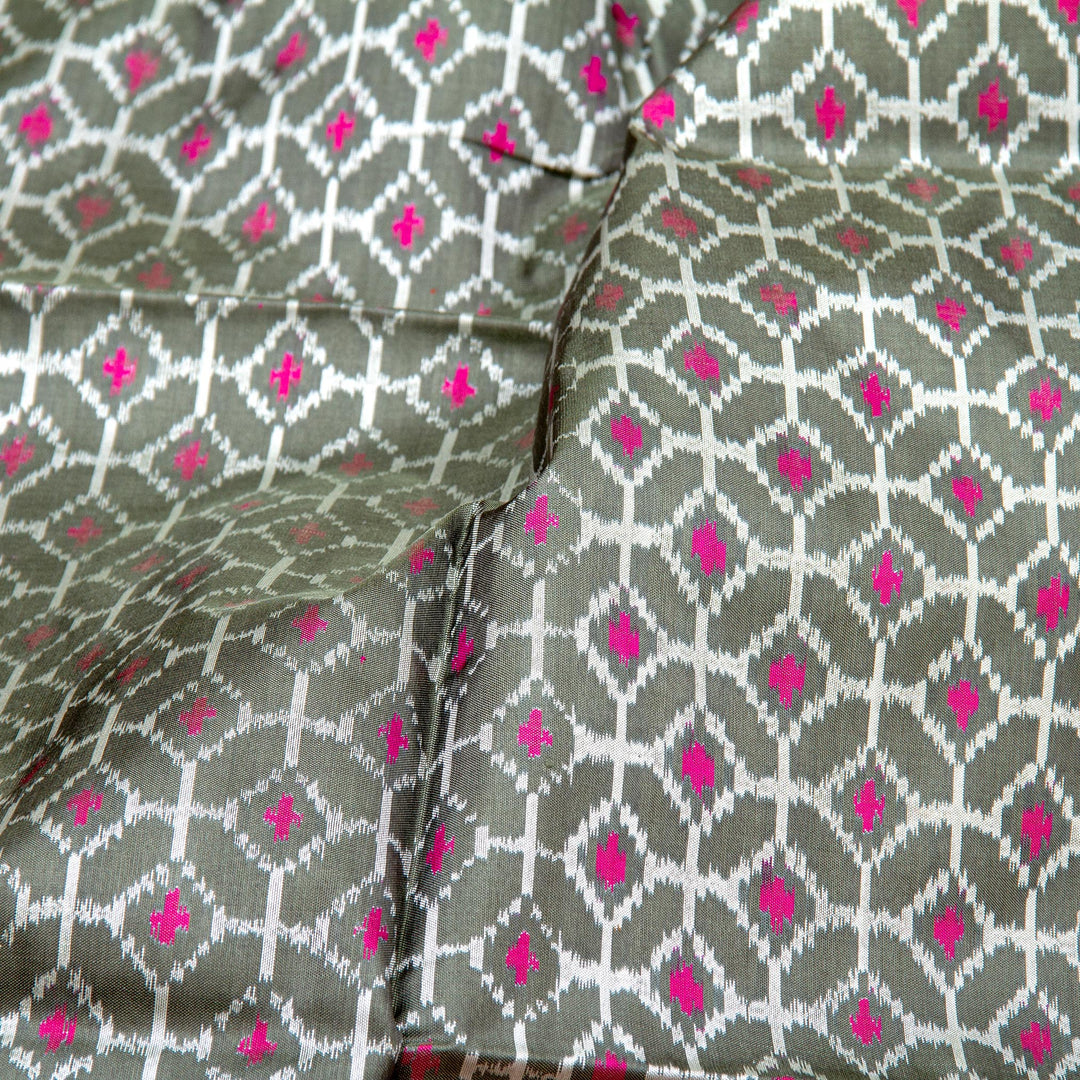 Kuberan Black Pink Pochampally Silk Saree