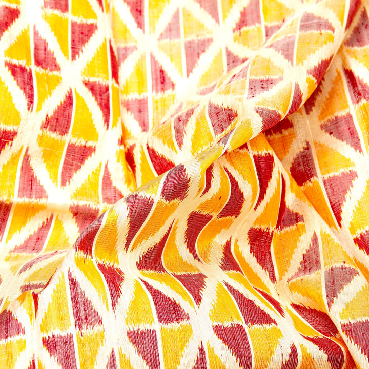 Kuberan Cream Red Pochampally Silk Saree