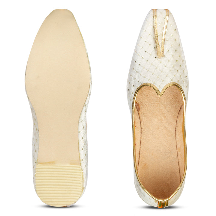 Kuberan White Wedding Mojiri