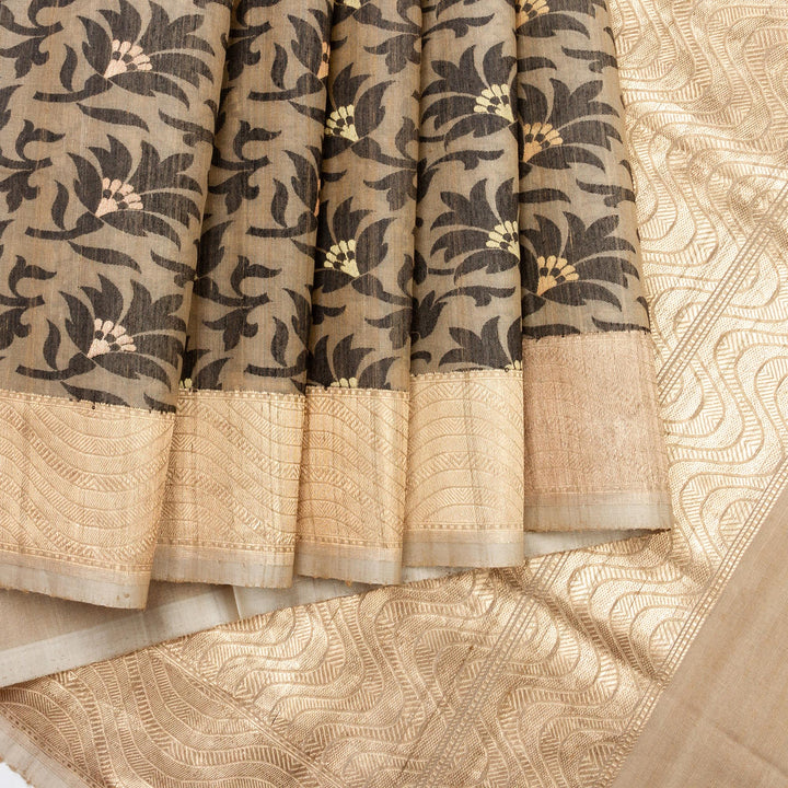 Kuberan Grey Gold Banarasi Saree