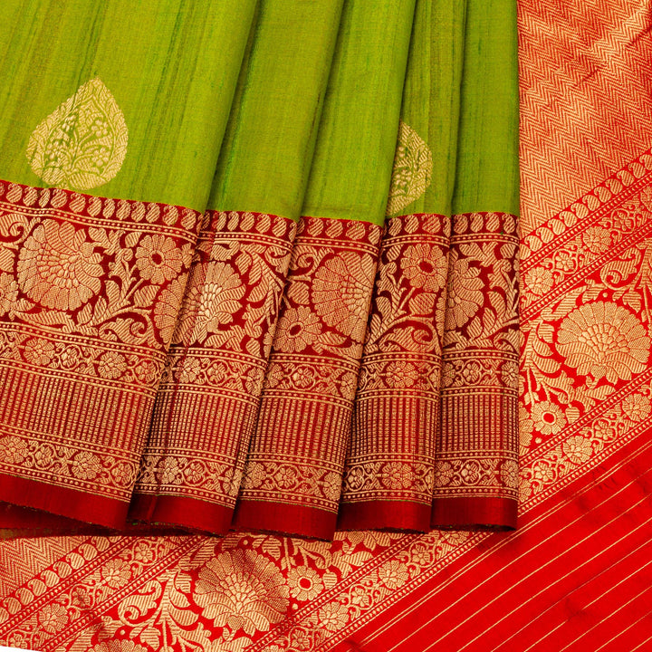 Kuberan Green Red Banarasi Saree