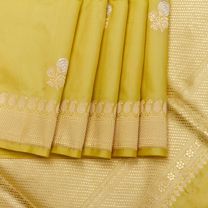 Kuberan Mehandi Green Banarasi Saree