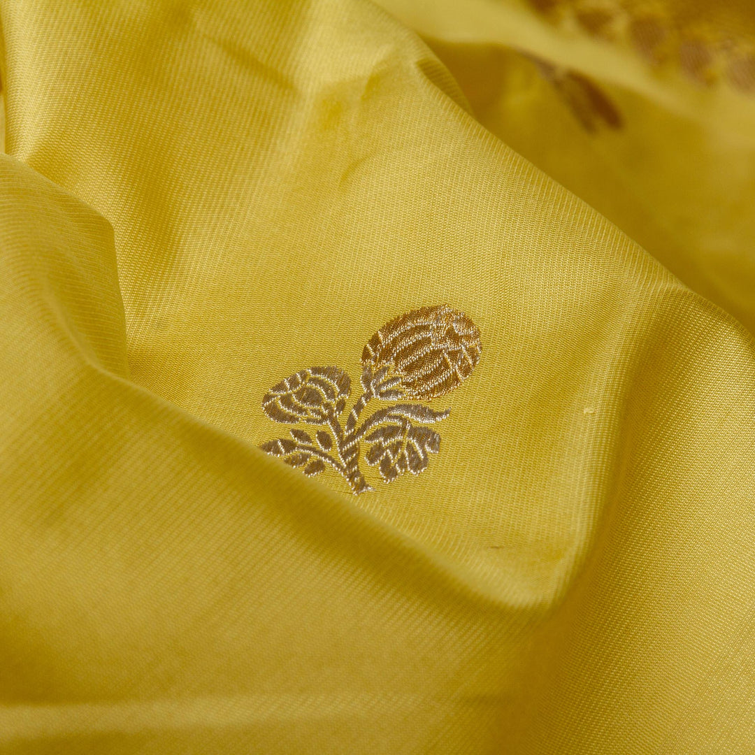 Kuberan Mehandi Green Banarasi Saree